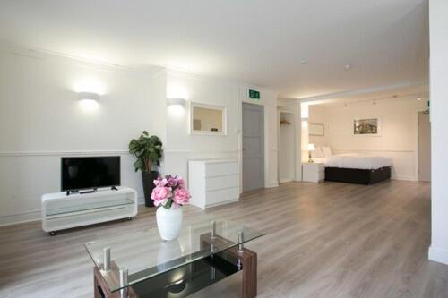 Merrion Road - Ballsbridge Townhouse Дъблин Екстериор снимка